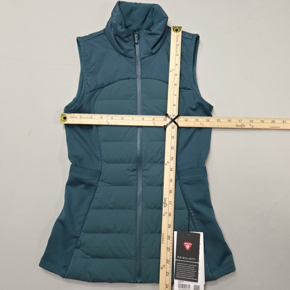Lululemon Womens 2 Down For It All Vest Teal Insulated Running Layer Outdoors - Picture 12 of 14